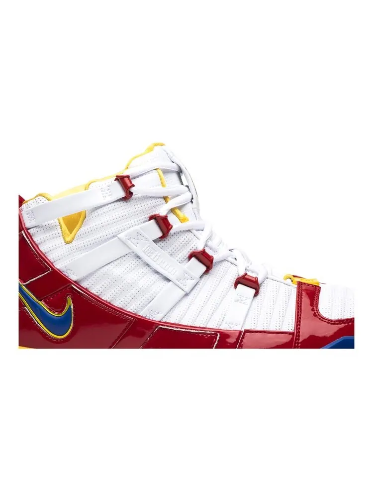 Кроссовки Nike Zoom LeBron 3 'SuperBron' — изображение 2 из 4, белый