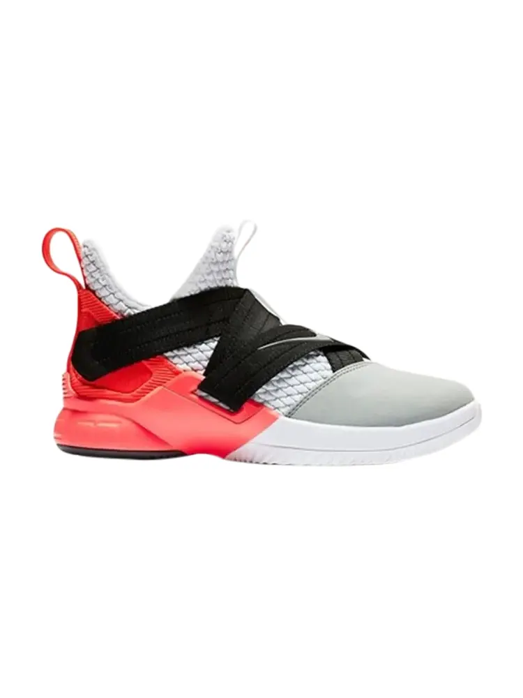 Кроссовки Nike LeBron Soldier 12 SFG GS 'White Flash Crimson' — изображение 1 из 1, красный