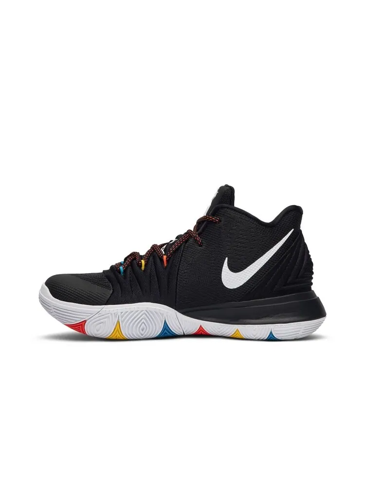 Кроссовки Nike Kyrie 5 'Friends' — изображение 3 из 4, черный