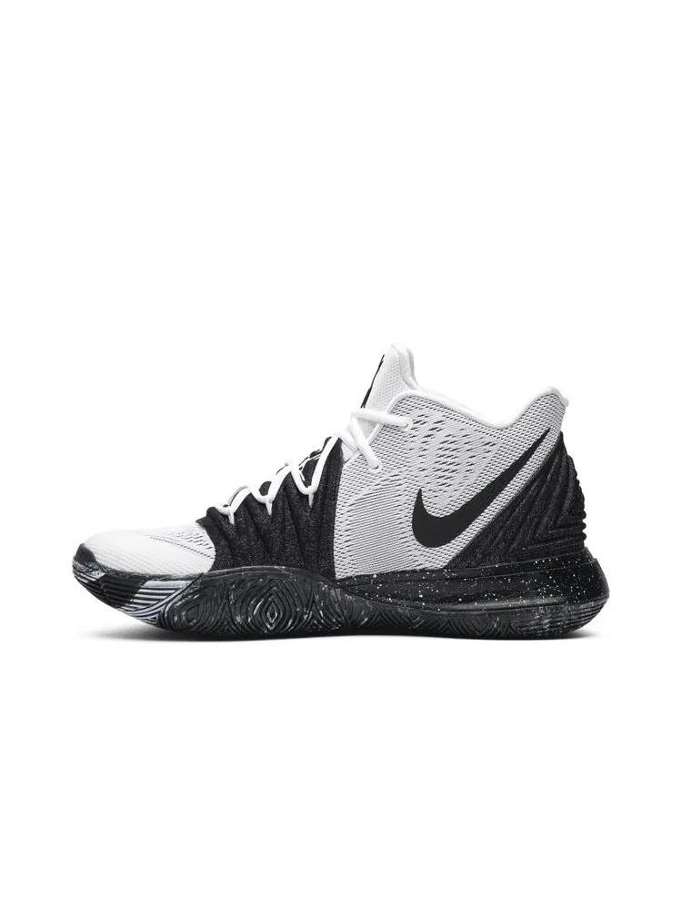 Кроссовки Nike Kyrie 5 'Oreo' — изображение 3 из 4, белый