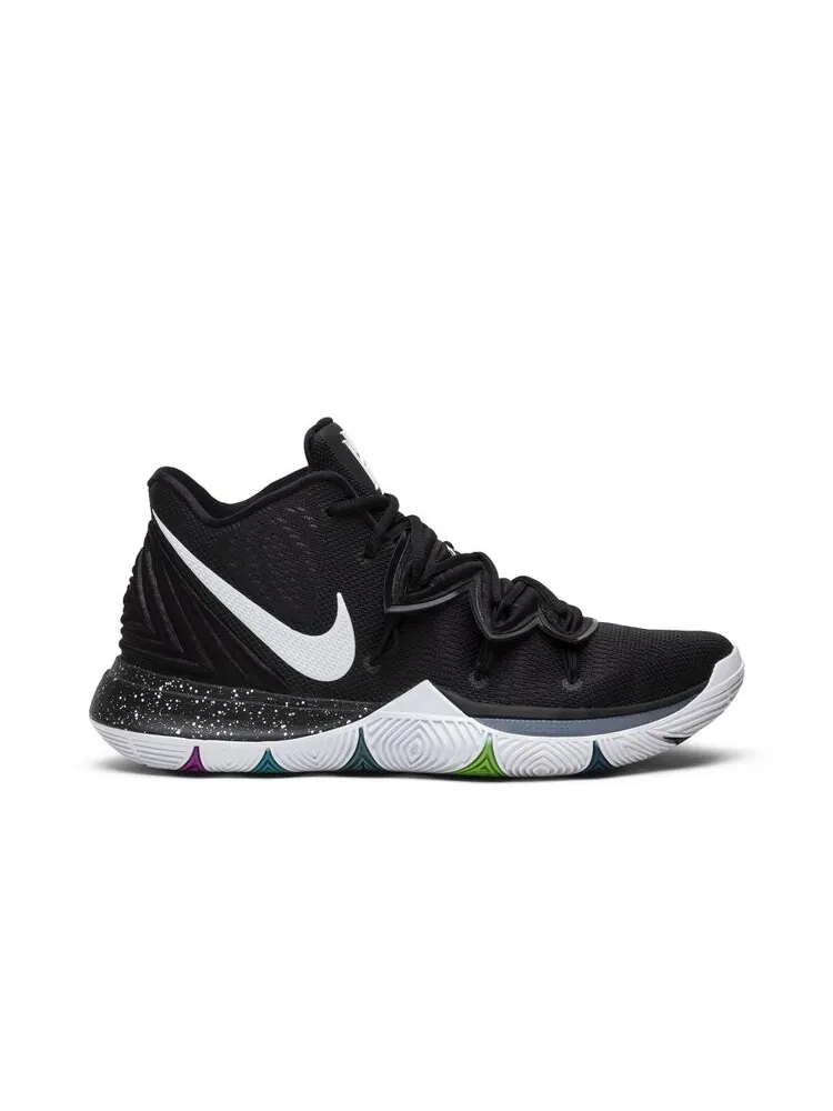 Кроссовки Nike Kyrie 5 'Black Magic' — изображение 1 из 4, черный