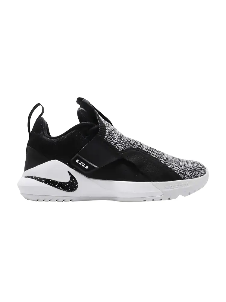 Кроссовки Nike Ambassador 11 'Black' — изображение 1 из 1, черный