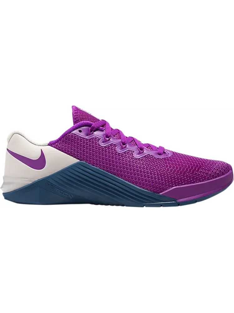 Кроссовки Nike Wmns Metcon 5 'Vivid Purple' — изображение 1 из 1, фиолетовый