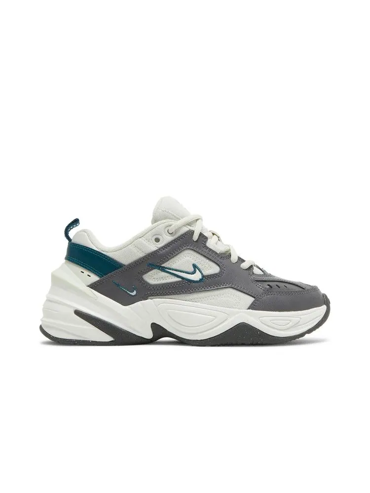 Кроссовки Nike Wmns M2K Tekno 'Dark Grey' — изображение 2 из 9, темный серый/белый