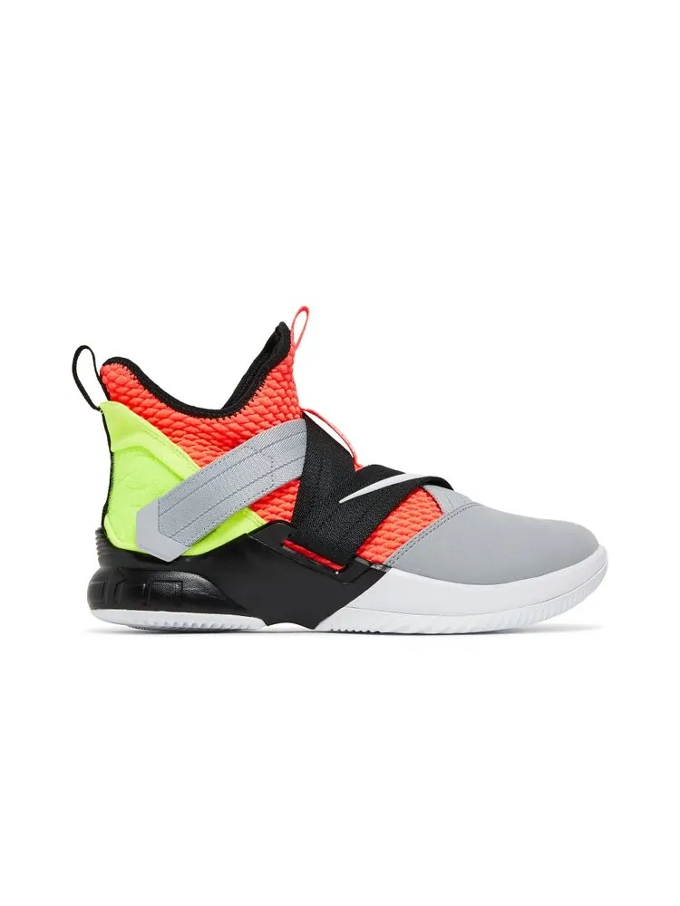 Кроссовки Nike LeBron Soldier 12 'Hot Lava' — изображение 1 из 4, красный