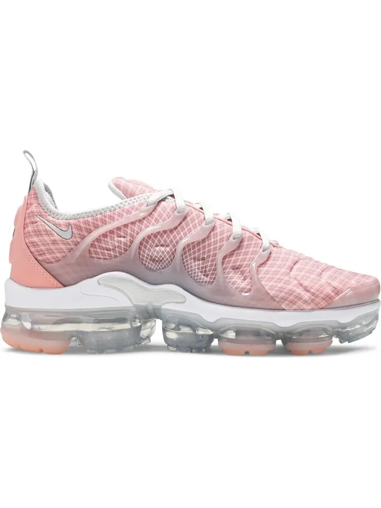 Кроссовки Nike Wmns Air VaporMax Plus 'Bleached Coral' — изображение 1 из 8, розовый