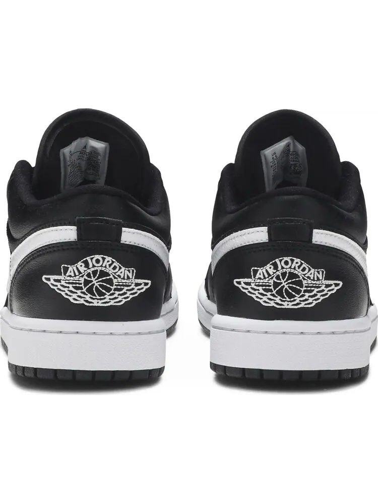 Кроссовки Wmns Air Jordan 1 Low Black — изображение 6 из 8, черный