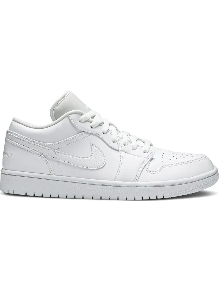 Кроссовки Wmns Air Jordan 1 Low Triple White — изображение 1 из 8, белый