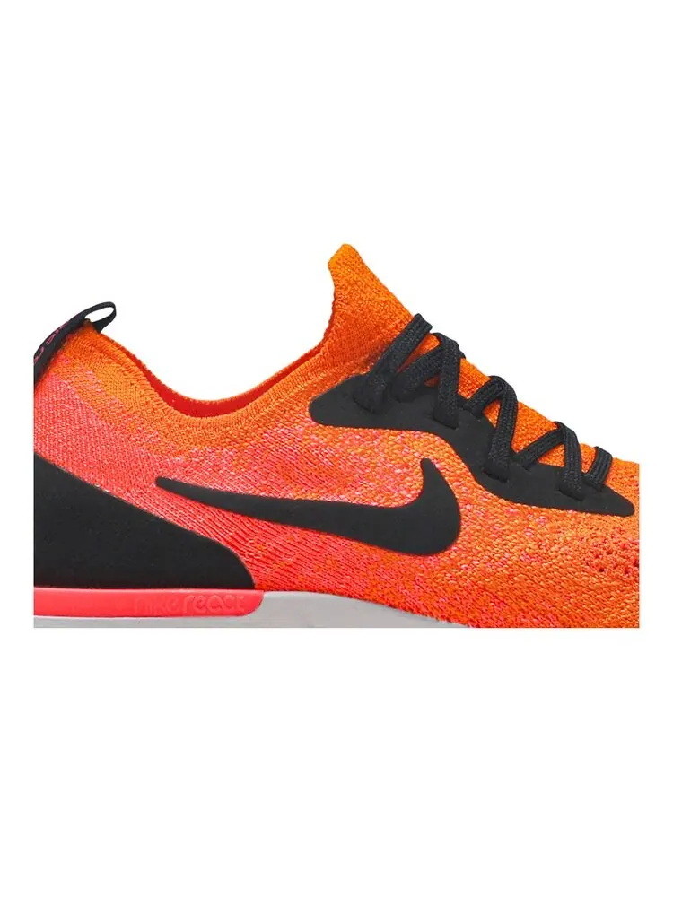 Кроссовки Nike Wmns Epic React Flyknit 'Copper Flash' — изображение 2 из 4, оранжевый