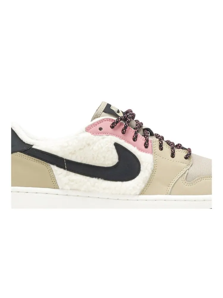 Кроссовки Air Jordan Wmns Air Jordan 1 Retro Low Fleece 'Parachute Beige' — изображение 2 из 4, загар
