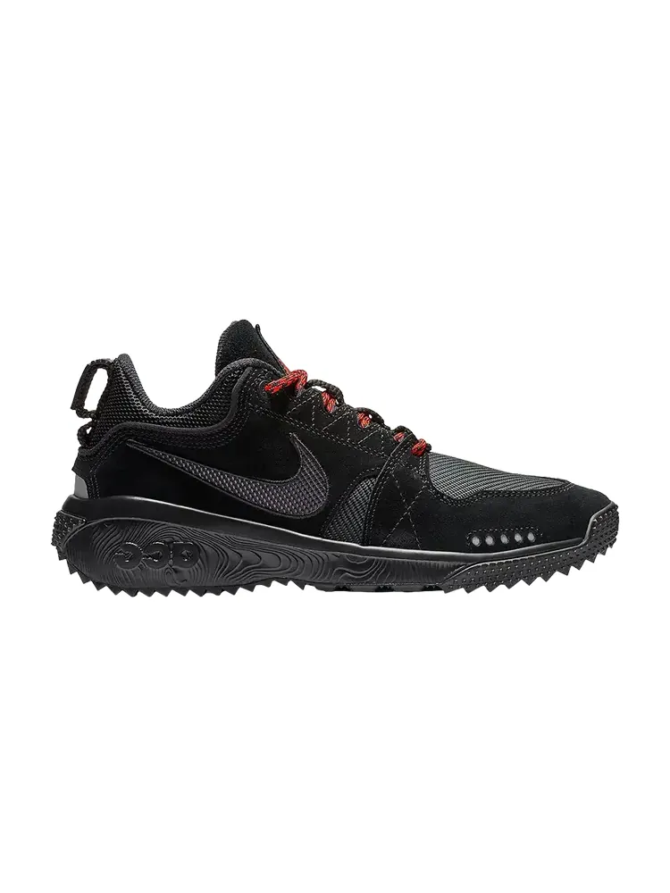 Кроссовки Nike ACG Dog Mountain 'Triple Black' — изображение 1 из 1, красный
