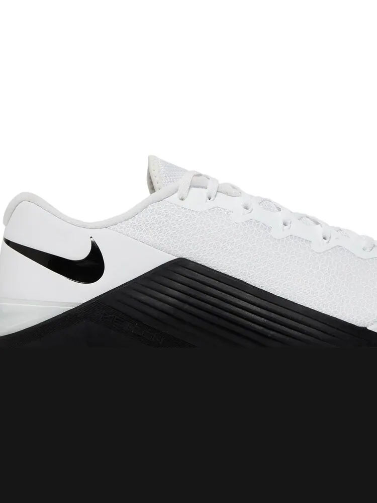 Кроссовки Nike Metcon 5 'White Black' — изображение 2 из 8, белый