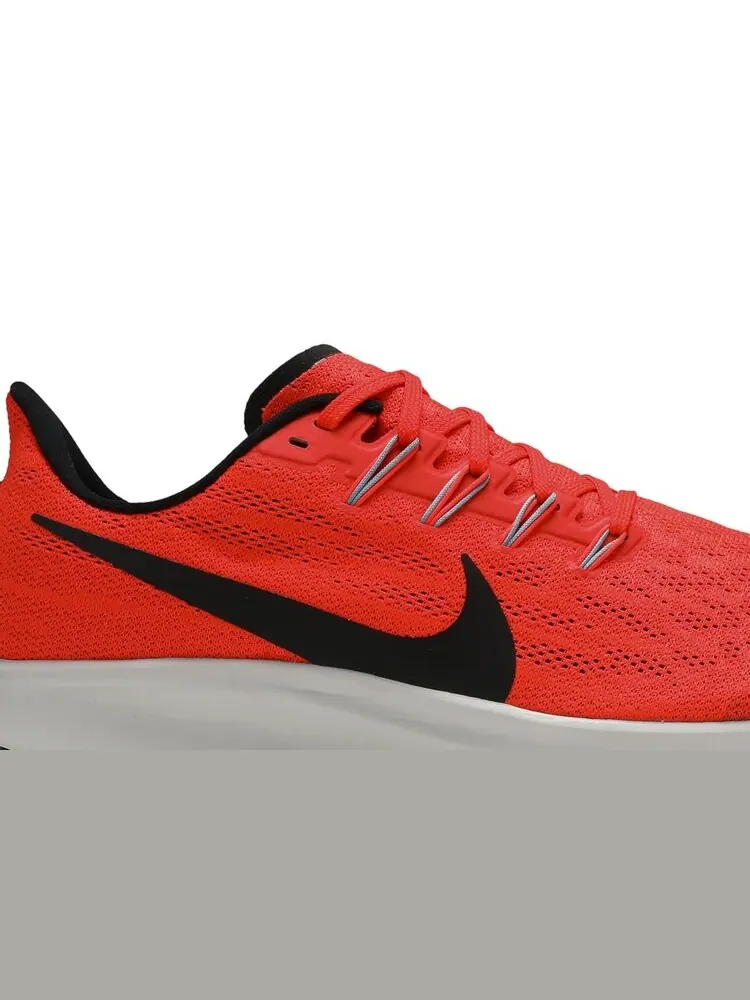 Кроссовки Nike Air Zoom Pegasus 36 'Bright Crimson' — изображение 2 из 4, красный