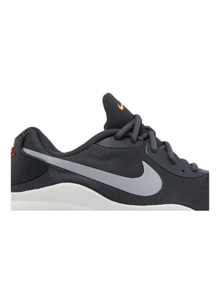 Кроссовки Air Max Oketo 'Anthracite Wolf Grey' — изображение 2 из 8, серый