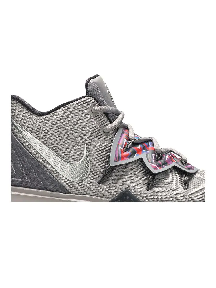 Кроссовки Nike Kyrie 5 BG Graffiti — изображение 2 из 6, мульти