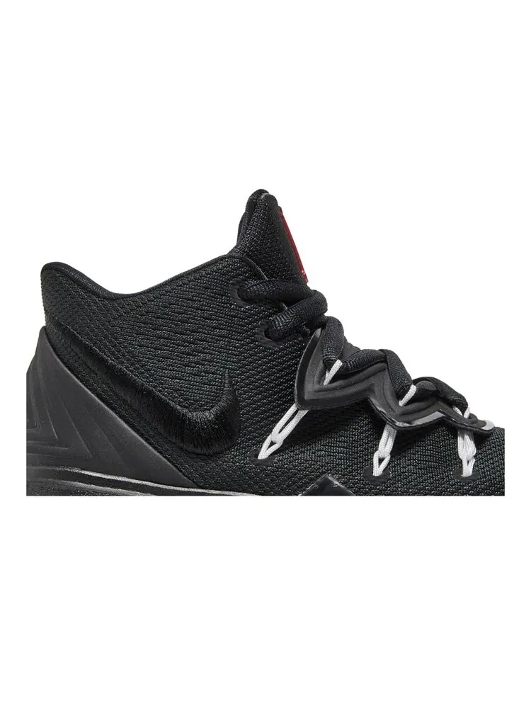Кроссовки Nike Kyrie 5 GS 'Black' — изображение 2 из 4, черный