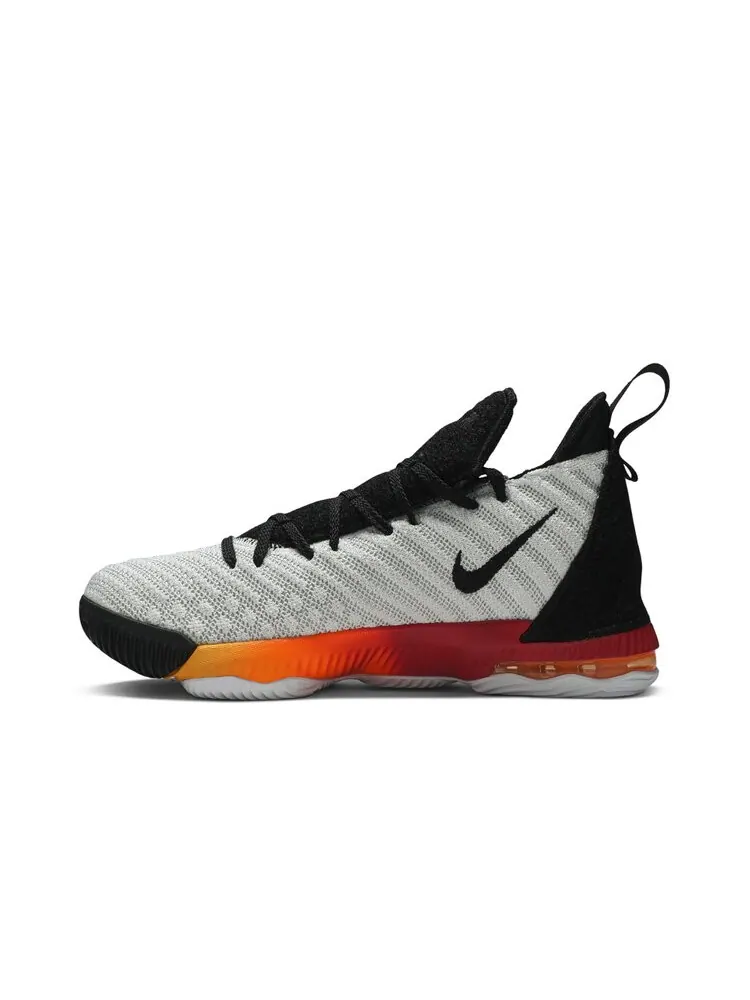 Кроссовки Nike LeBron 16 GS 'Space Travel' — изображение 3 из 4, белый