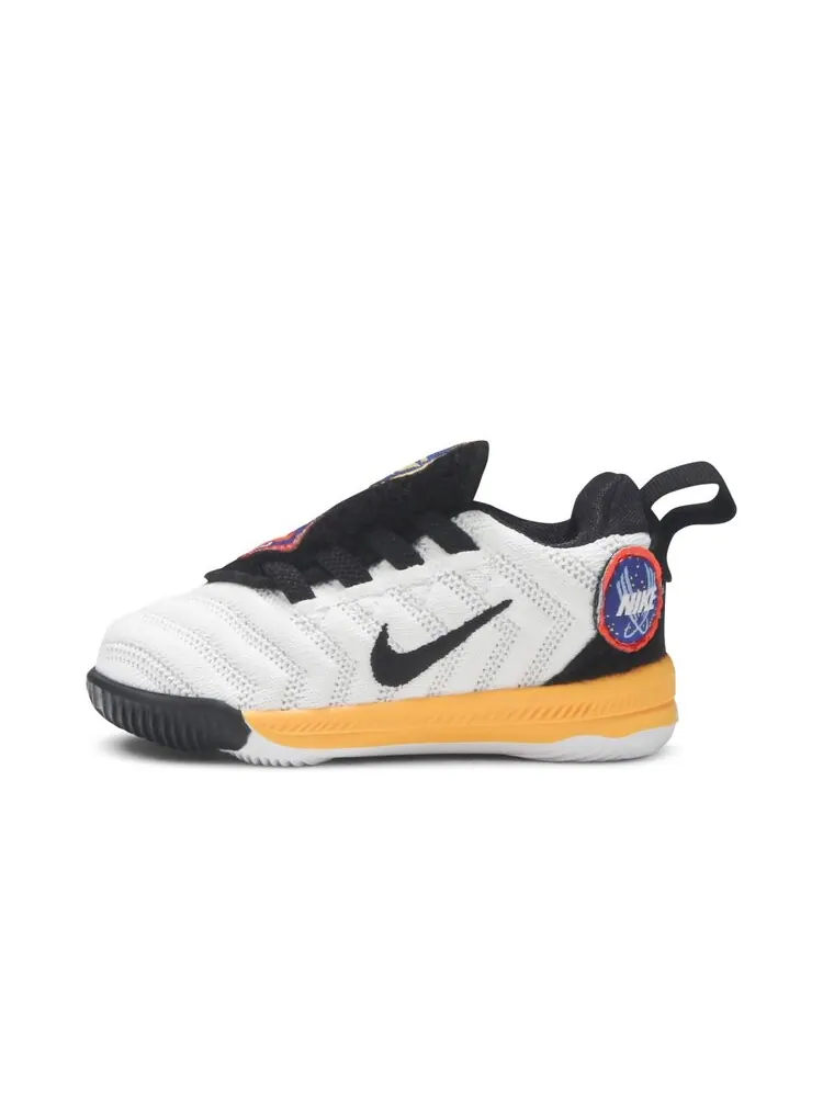 Кроссовки Nike LeBron 16 TD 'Space Travel' — изображение 3 из 4, белый