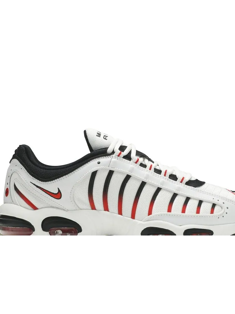 Кроссовки Nike Air Max Tailwind 4 'White Habanero Red' — изображение 2 из 4, белый