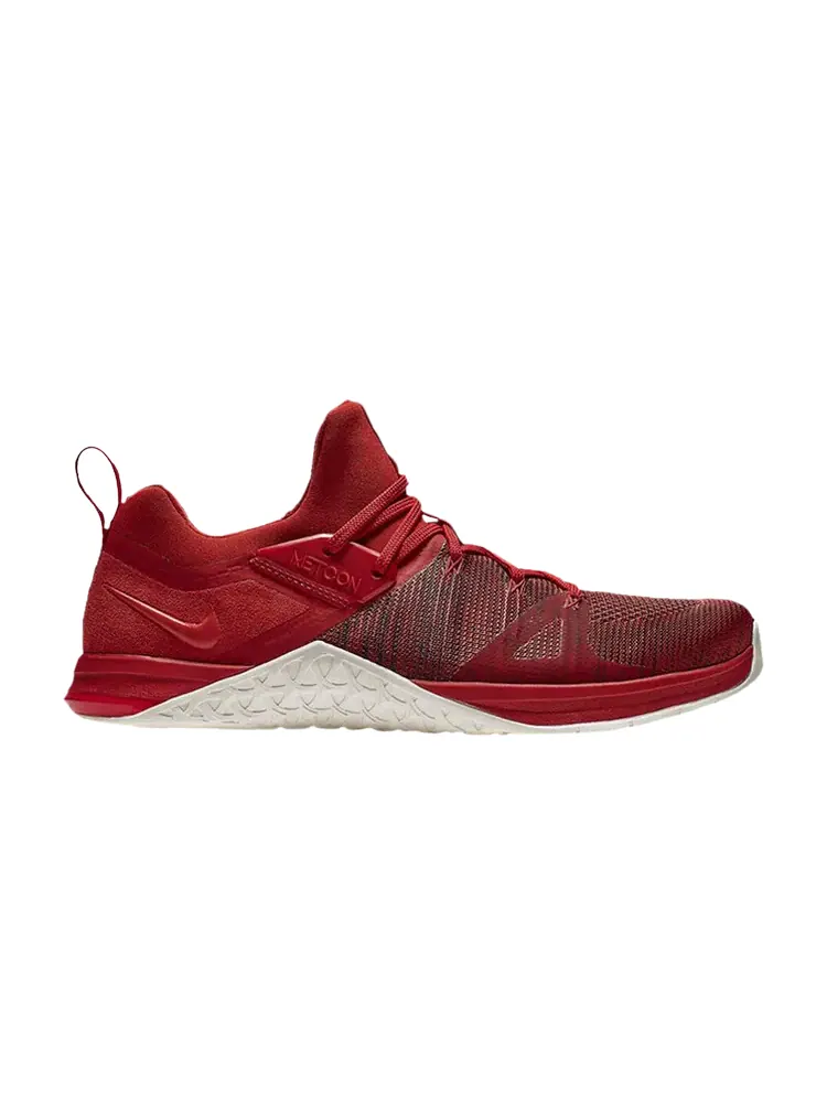 Кроссовки Nike Metcon Flyknit 3 — изображение 1 из 1, красный