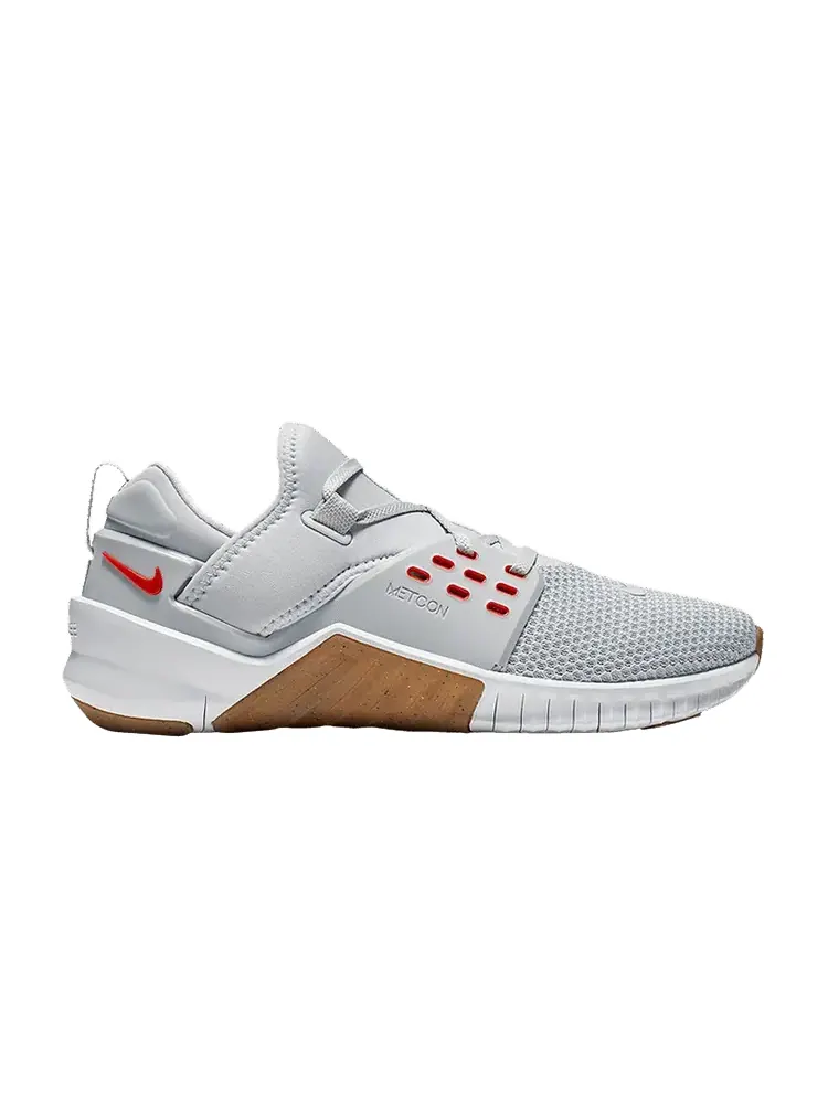 Кроссовки Nike Free Metcon 2 'Pure Platinum Gum' — изображение 1 из 1, платиновый/красный/белый