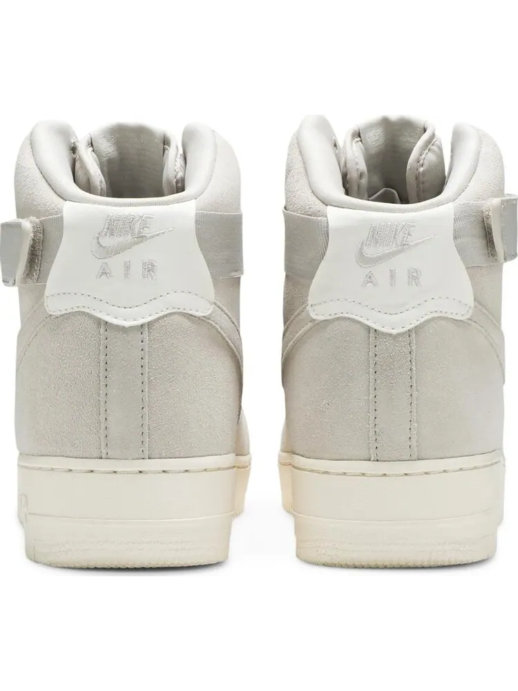 Кроссовки Nike Air Force 1 High — изображение 6 из 8, загар