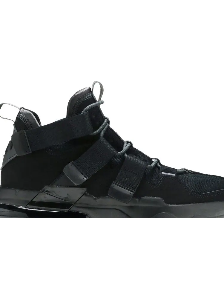 Кроссовки Nike Air Edge 270 'Triple Black' — изображение 2 из 8, черный