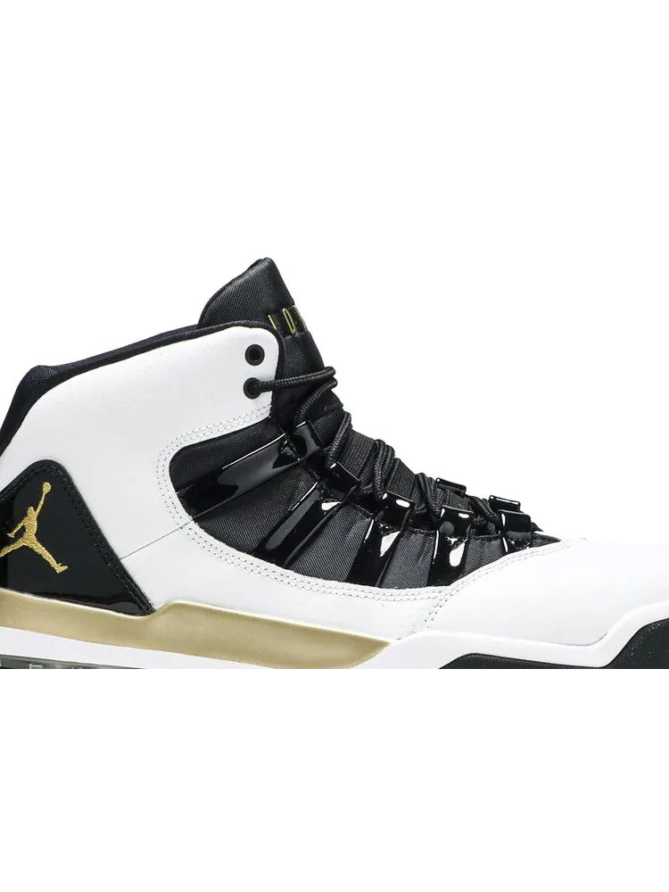 Кроссовки Air Jordan Jordan Max Aura 'White Black Gold' — изображение 3 из 9