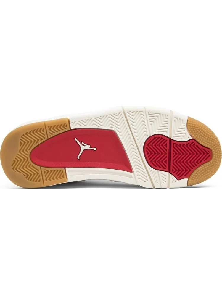 Кроссовки Levis x Air Jordan 4 Retro GS White Denim — изображение 4 из 8, белый