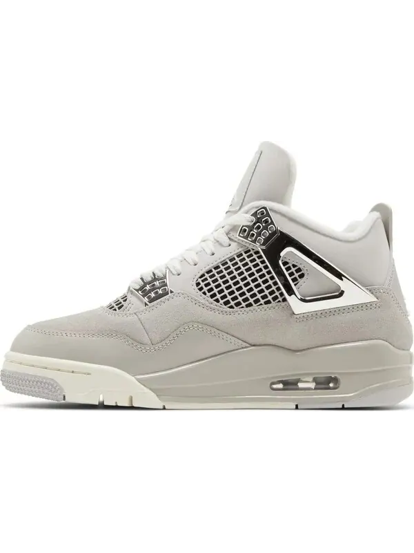 Кроссовки Wmns Air Jordan 4 Retro «Frozen Moments» — изображение 5 из 7, серый