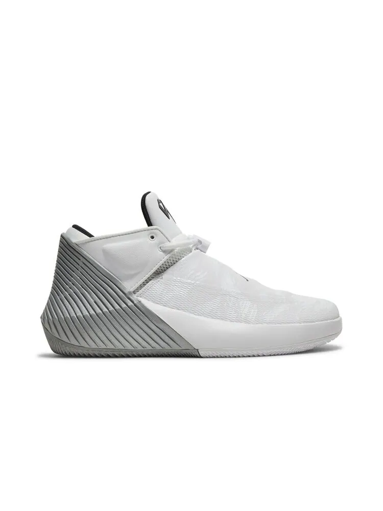 Кроссовки Air Jordan Why Not Zer0.1 Low TB 'Metallic Silver' — изображение 1 из 4, серый