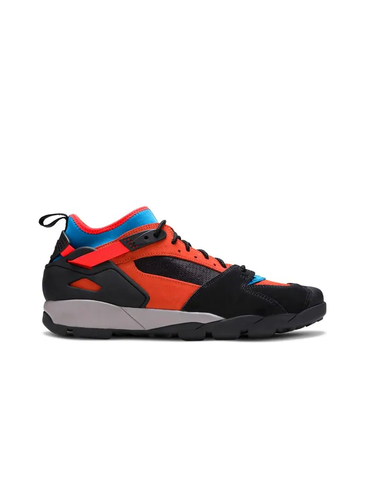 Кроссовки ACG Air Revaderchi 'Black Dark Russet' — изображение 1 из 8, черный темный