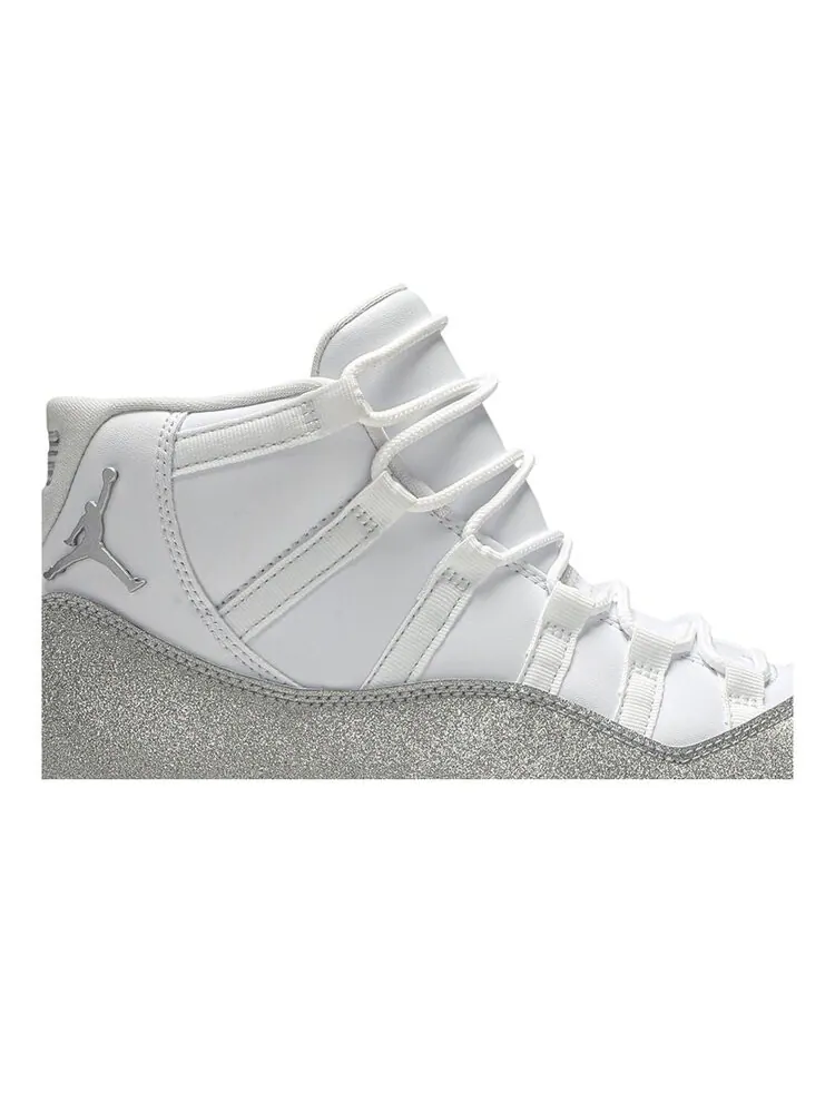Кроссовки Air Jordan Wmns Air Jordan 11 Retro 'Vast Grey' — изображение 2 из 4, серый