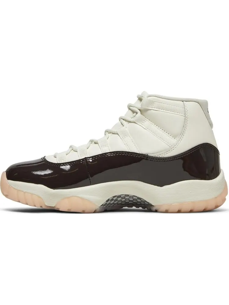 Кроссовки Wmns Air Jordan 11 Retro 'Neapolitan' — изображение 3 из 4, коричневый