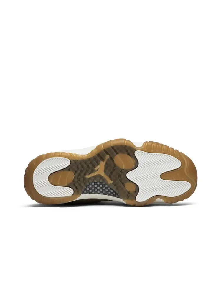 Кроссовки Air Jordan Wmns Air Jordan 11 Retro 'Olive Lux' — изображение 4 из 4, загар