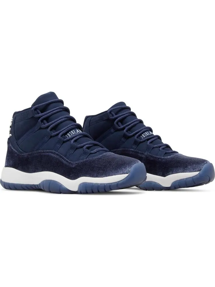 Кроссовки Wmns Air Jordan 11 Retro Midnight Navy Velvet — изображение 8 из 10, синий