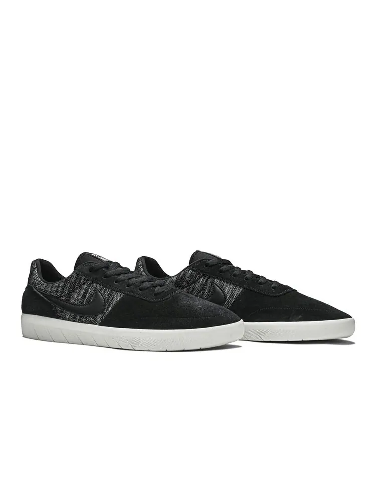 Кроссовки Team Classic Premium SB 'Black' — изображение 8 из 8, черный
