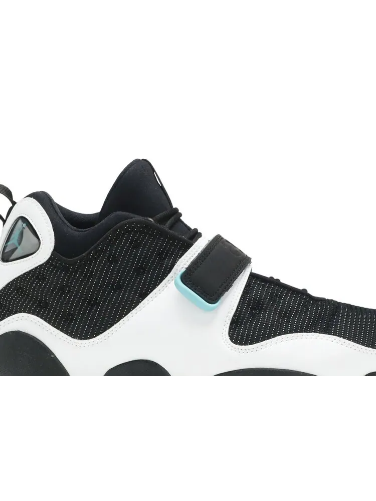 Кроссовки Air Jordan Jordan Black Cat 'Black Turbo Green' — изображение 2 из 4, черный