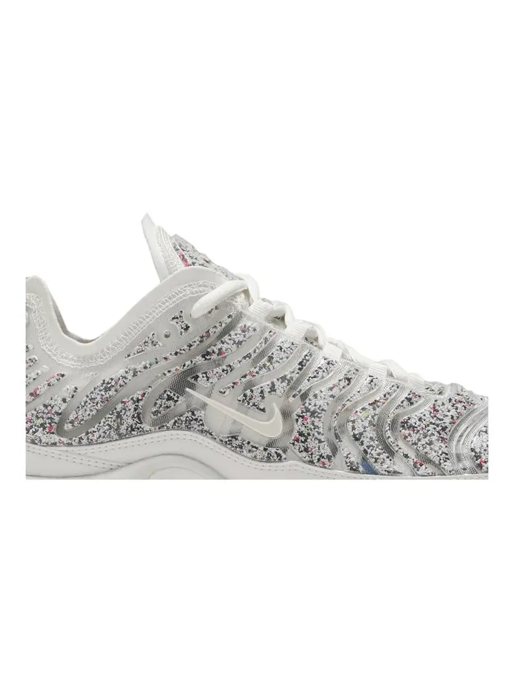 Кроссовки Nike Wmns Air Max Plus — изображение 2 из 4, белый