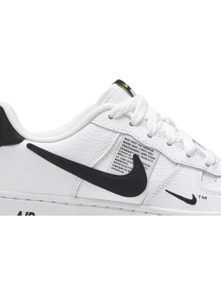 Кроссовки Nike Air Force 1 LV8 Utility GS 'Overbranding' — изображение 2 из 8, белый