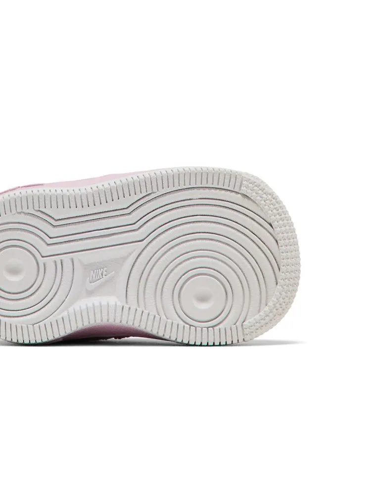 Кроссовки Nike Air Force 1 LV8 Style TD 'Light Arctic Pink' — изображение 6 из 9