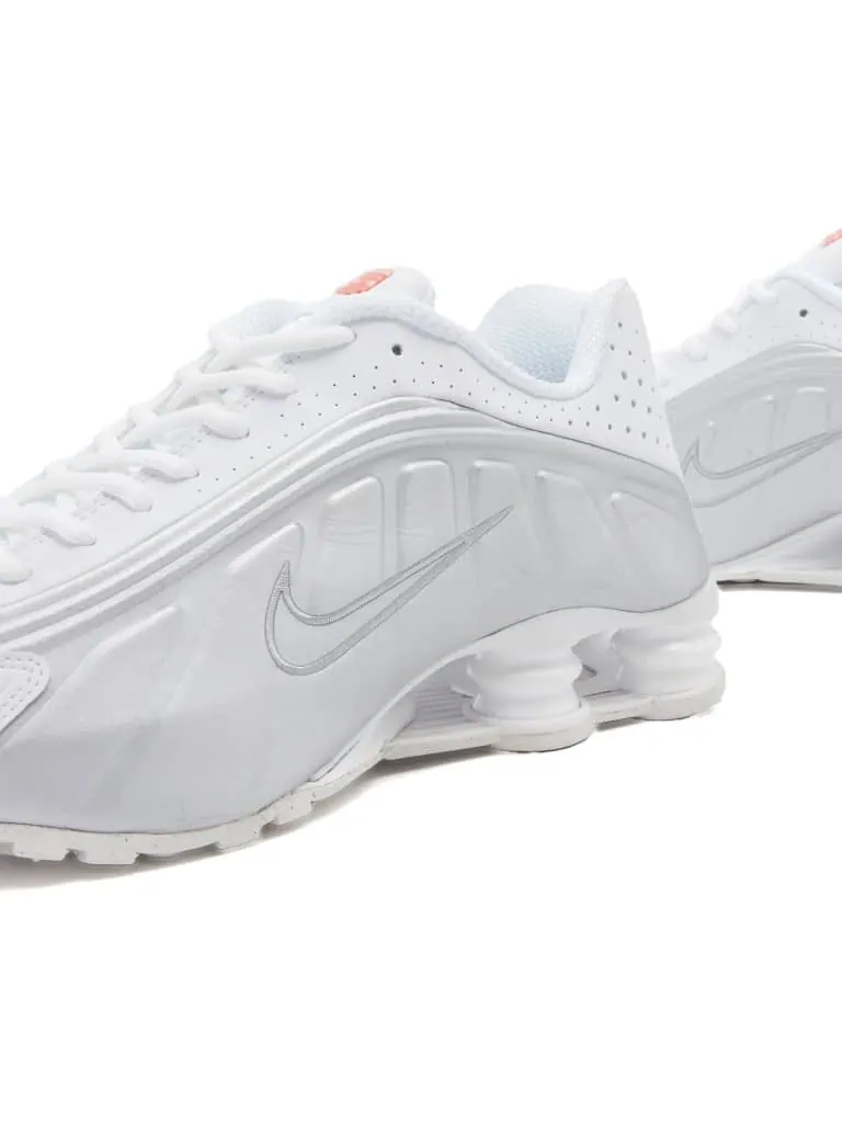 Женские кроссовки Nike Shox R4 'White Metallic' — изображение 6 из 10, белый