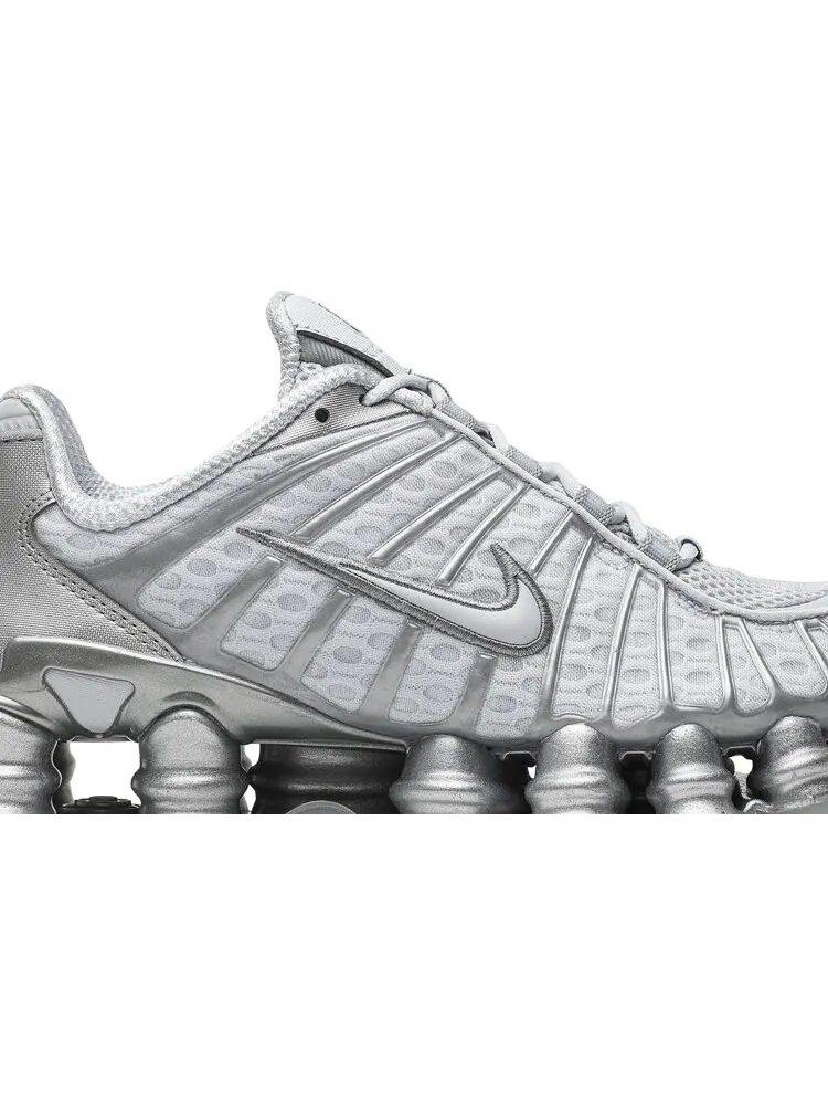 Кроссовки Nike Shox TL 'Chrome' - серебристый стиль и инновации — изображение 2 из 8, серебряный