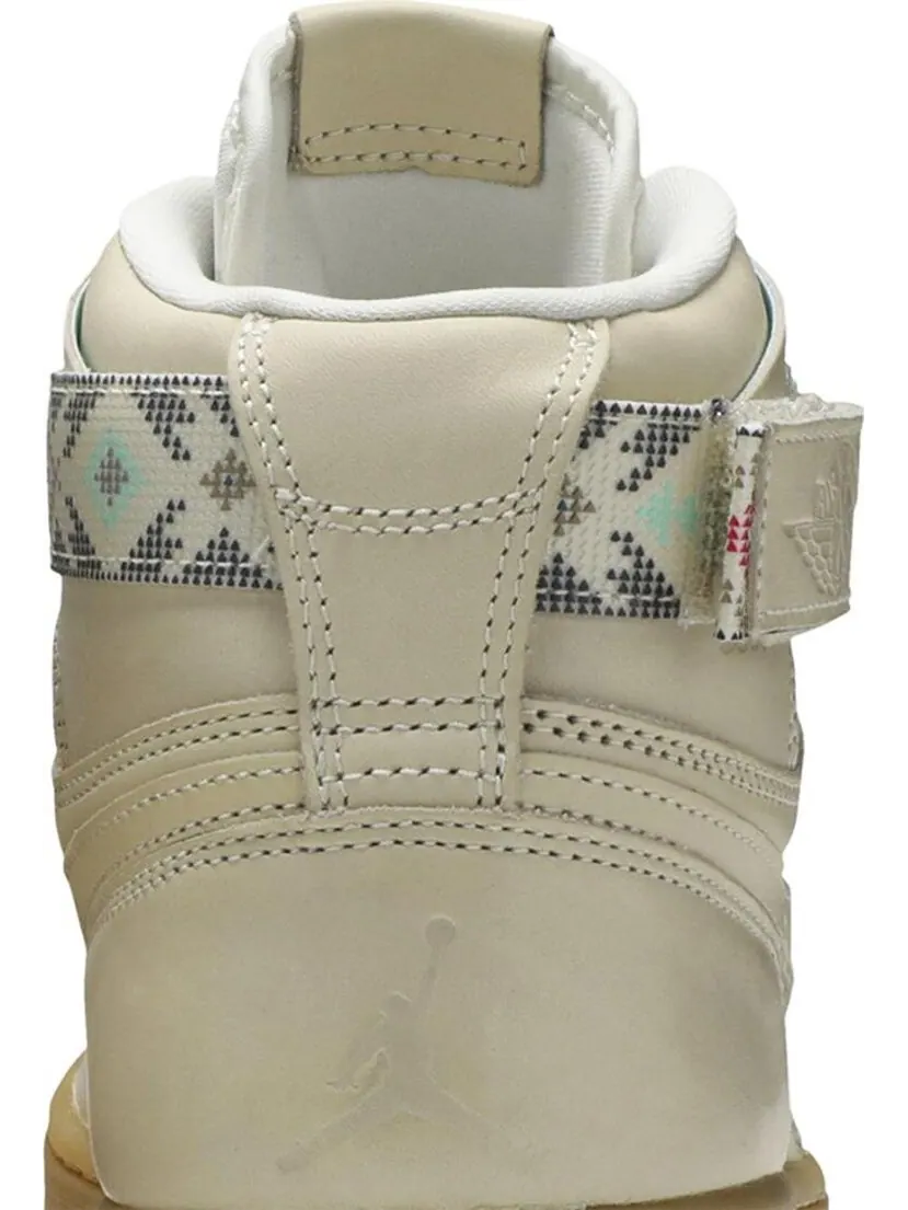 Кроссовки Air Jordan 1 Retro Hi Strap N7 — изображение 7 из 8, бежевый