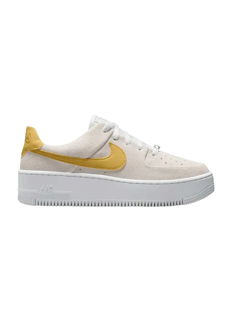 Кроссовки Nike Wmns Air Force 1 Sage Low 'White Infinite Gold' — изображение 1 из 1, белый/золотистый