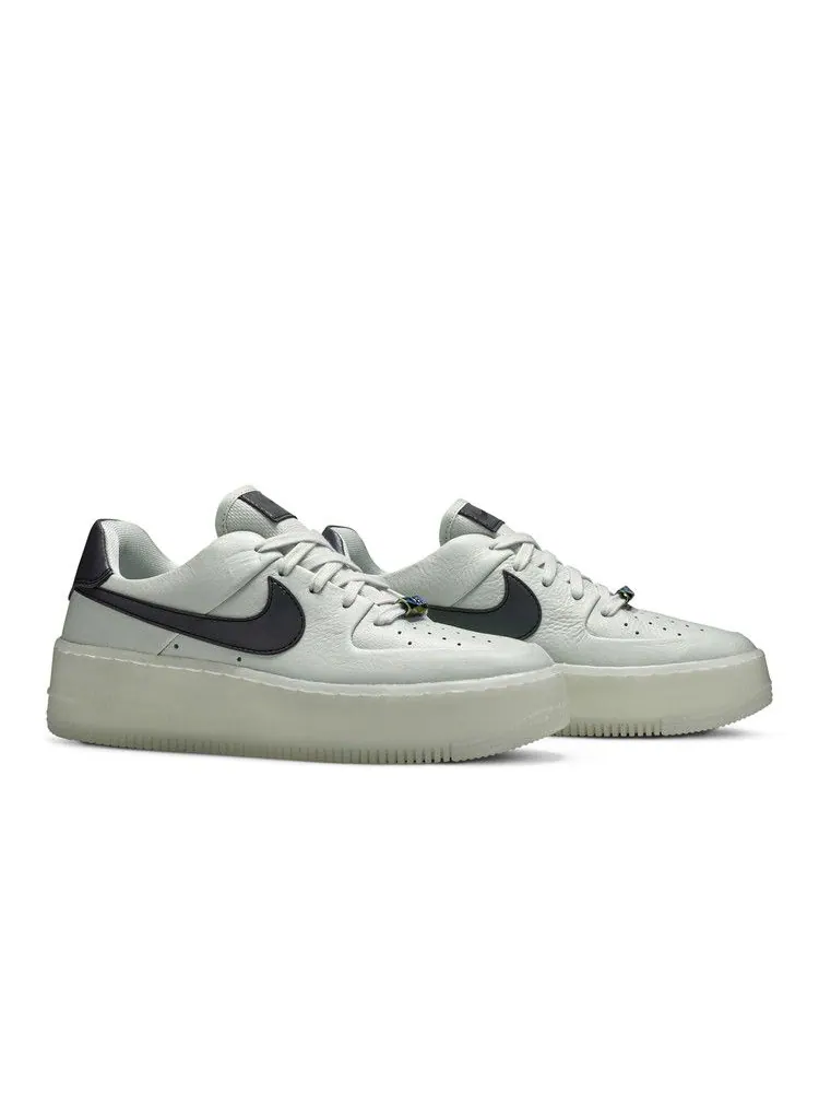 Кроссовки Nike Wmns Air Force 1 Sage Low LX 'Spruce Aura' — изображение 9 из 9, белый