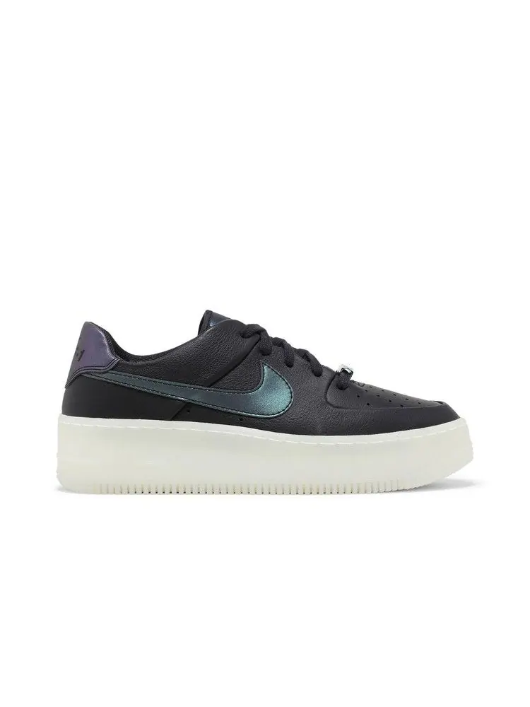 Кроссовки Nike Wmns Air Force 1 Sage Low LX 'Oil Grey' — изображение 2 из 9, серый/черный/белый