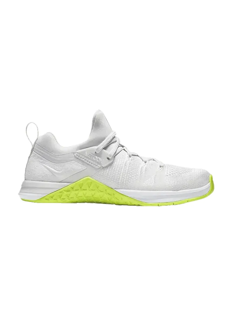 Кроссовки Nike Wmns Metcon Flyknit 3 — изображение 1 из 1, белый