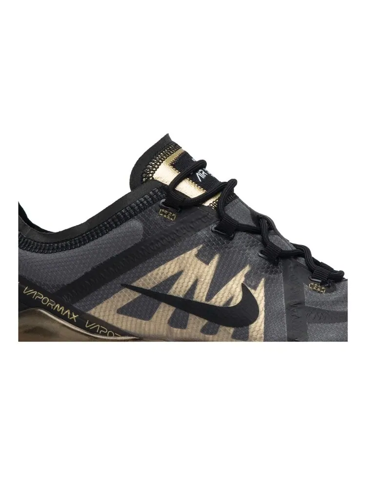 Кроссовки Nike Air VaporMax 2019 'Black Gold' — изображение 2 из 4, черный