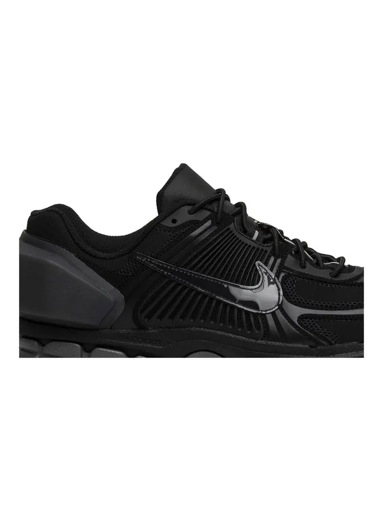 Кроссовки Nike A-Cold-Wall* x Air Zoom Vomero 5 'Black' — изображение 2 из 4, черный